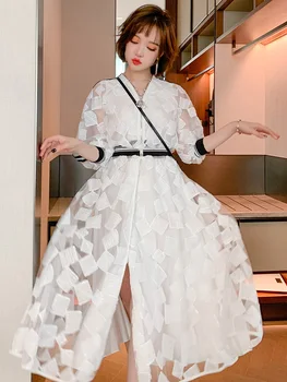 Перспективное сетчатое эластичное платье с разрезом и геометрическими нашивками с пайетками для женщин, новинка весны 2021 года