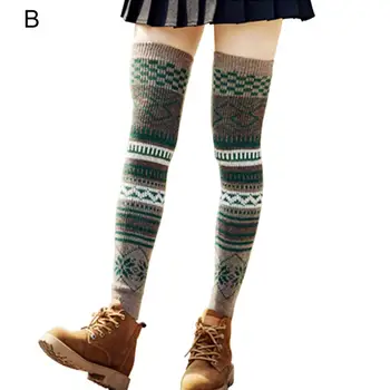 Утепленная 1 пара шикарных женских вязаных зимних носков до колена контрастного цвета, утеплитель для ног жаккардового переплетения для путешествий