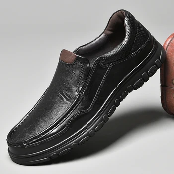 Новые, перечисленных из натуральной кожи Мужская обувь удобные мужские повседневные мокасины мужские скольжения на обувь мужчины квартиры мокасины обувь вождения обувь