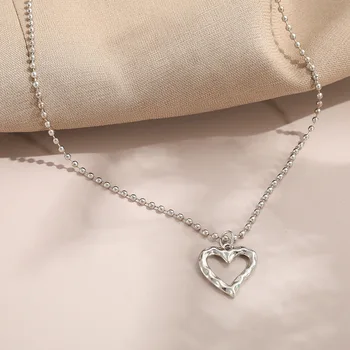 Горячая распродажа Модное ожерелье с подвеской в виде сердца в стиле панк с круглой цепочкой из бисера для женщин Милая Цепочка на шею Y2K Jewelry e726
